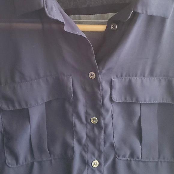 H&M Navy blouse 3/4 length sleeve  100% polyester - Picture 5 of 7